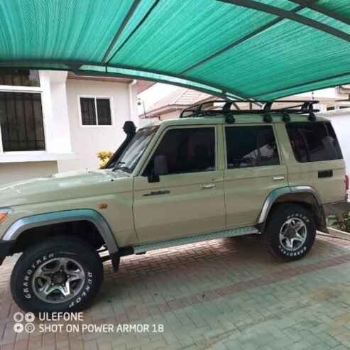 LAND CRUISER