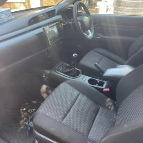 TOYOTA HILUX DQL