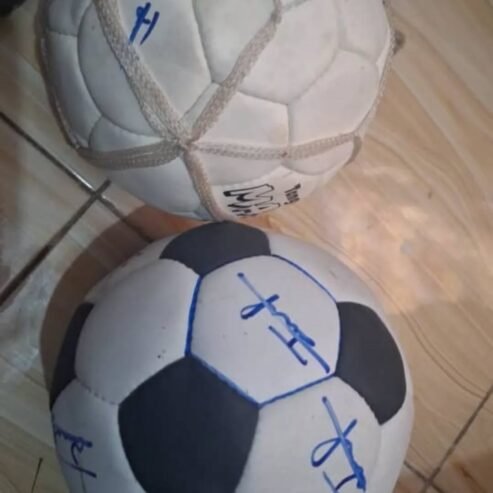 MIPIRA YA FOOTBALL IKO 2