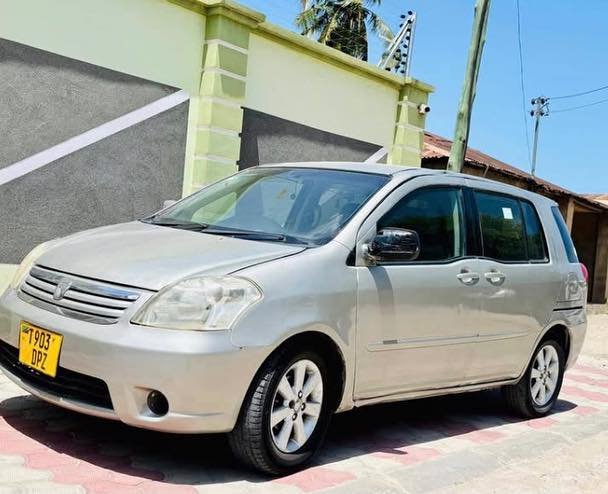 TOYOTA RAUM NEW MODEL