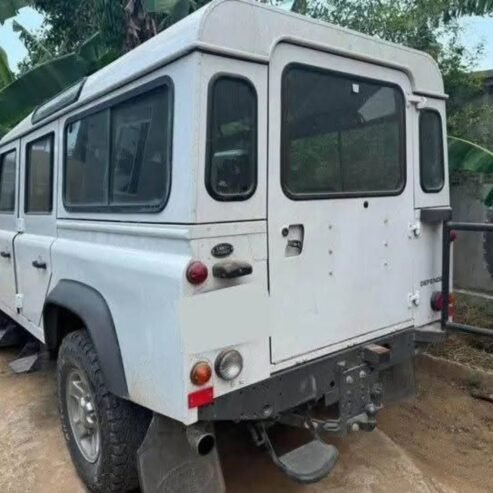 LAND ROVER