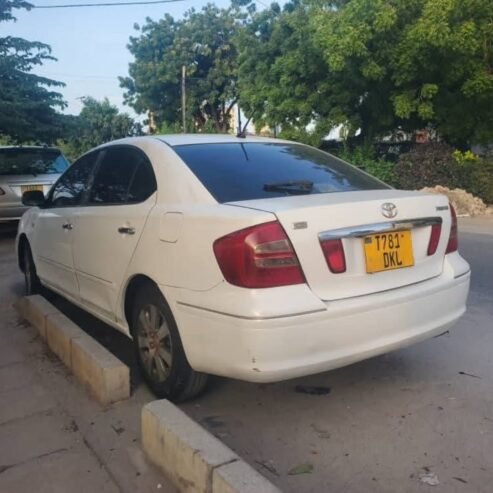 TOYOTA PREMIO G