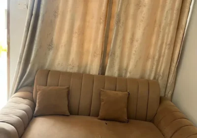 1000076867