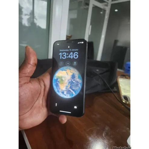 IPHONE XS: G64😎Clean