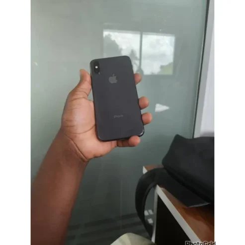 IPHONE XS: G64😎Clean
