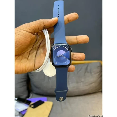APPLE WATCH SERIES7 Clean