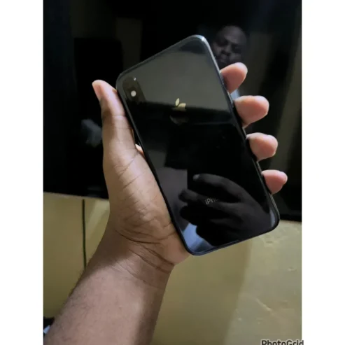 IPHONE X: Gb64 Clean