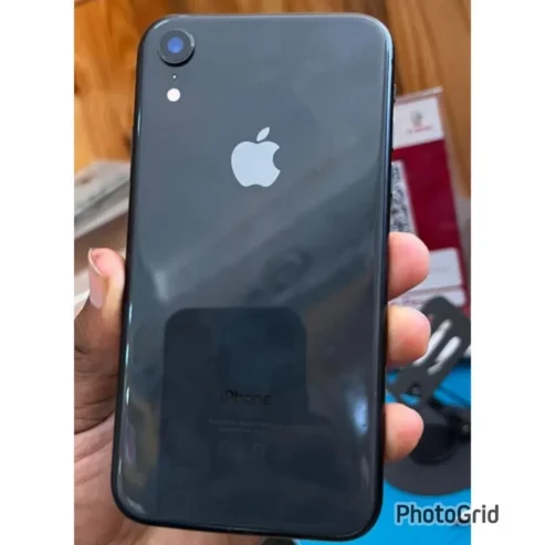IPHONE XR: Gb64Clean