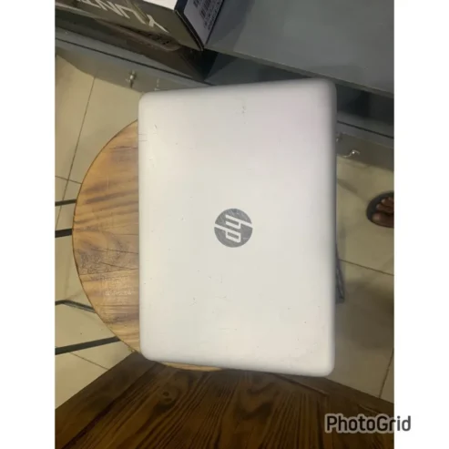 HP ELITEBOOK:Core i7😎Clean