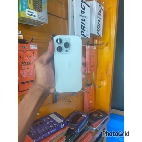 IPHONE 15PRO: Gb256😎Clean