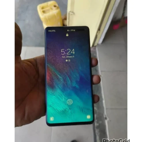 SAMSUNG S10PLAIN: GB128😎Clean