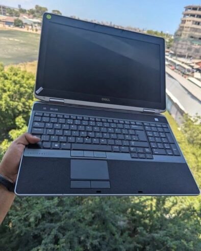 DELL LAPTOP