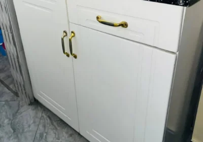 1000087605