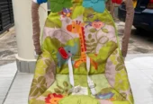 BABY SEATER