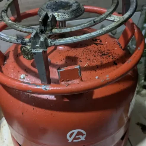MTUNGI WENYE JIKO NA GAS