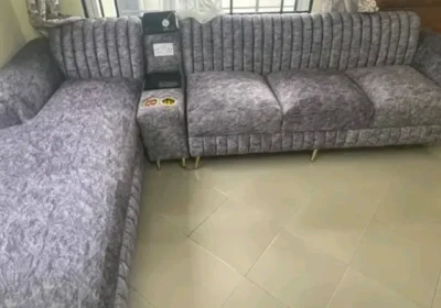 1000094484