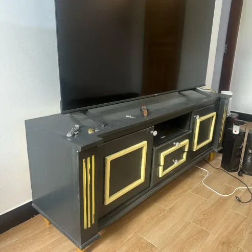TV SHOWCASE