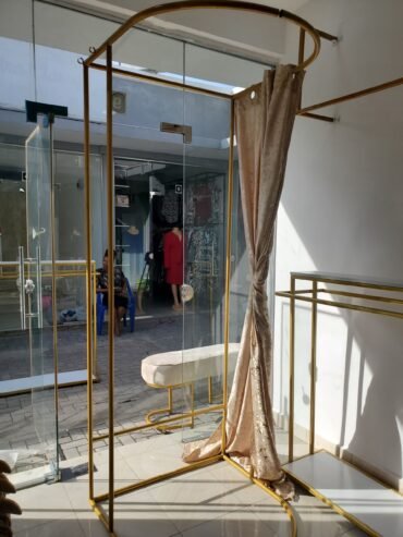 Shop stand ( stand za dukani)