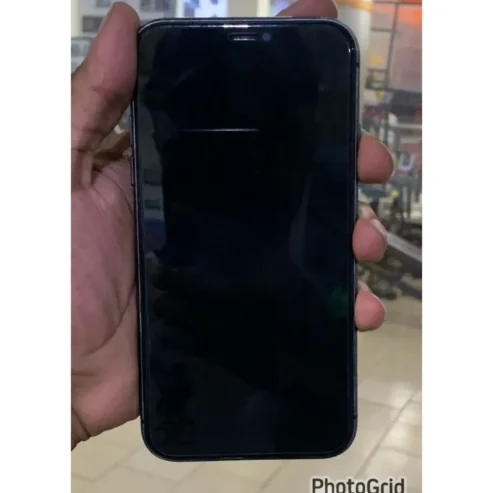 IPHONE 11PLAIN GB 64