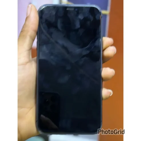 IPHONE 11PLAIN GB 64