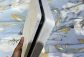 PS 4 SLIM