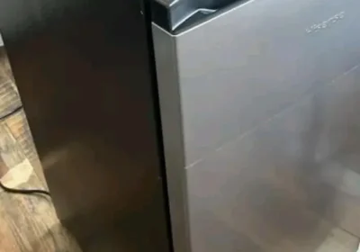 1000117493