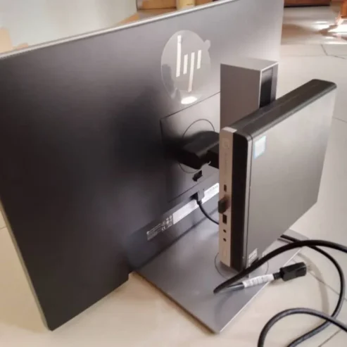 HP MONITOR