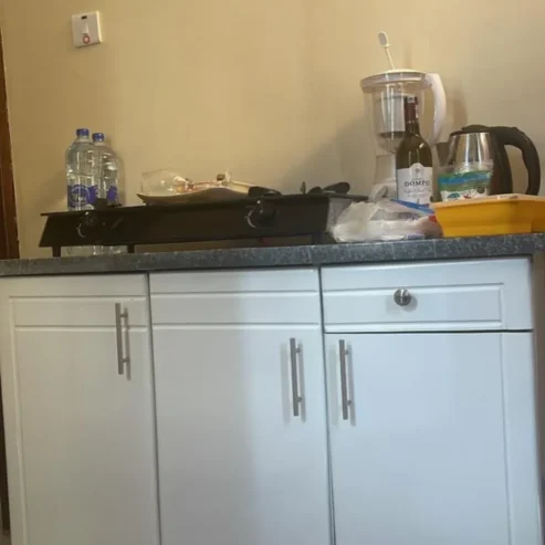 KITCHEN KABINET
