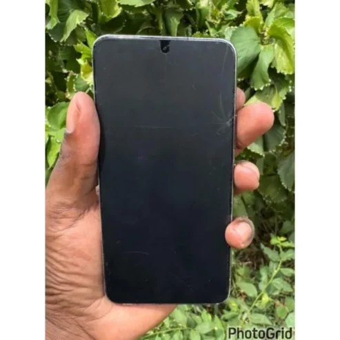 SAMSUNG S22