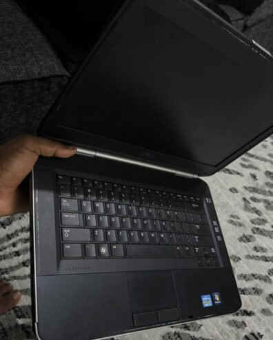 DELL LATITUDE