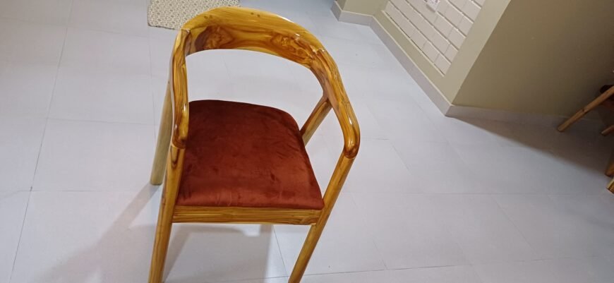 Dinig chairs/ arm chairs