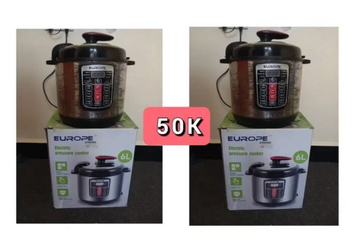 PRESSURE COOKER